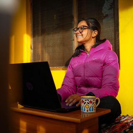 Yaarana Stay & Cafe, Vashisht, Manali Exteriér fotografie