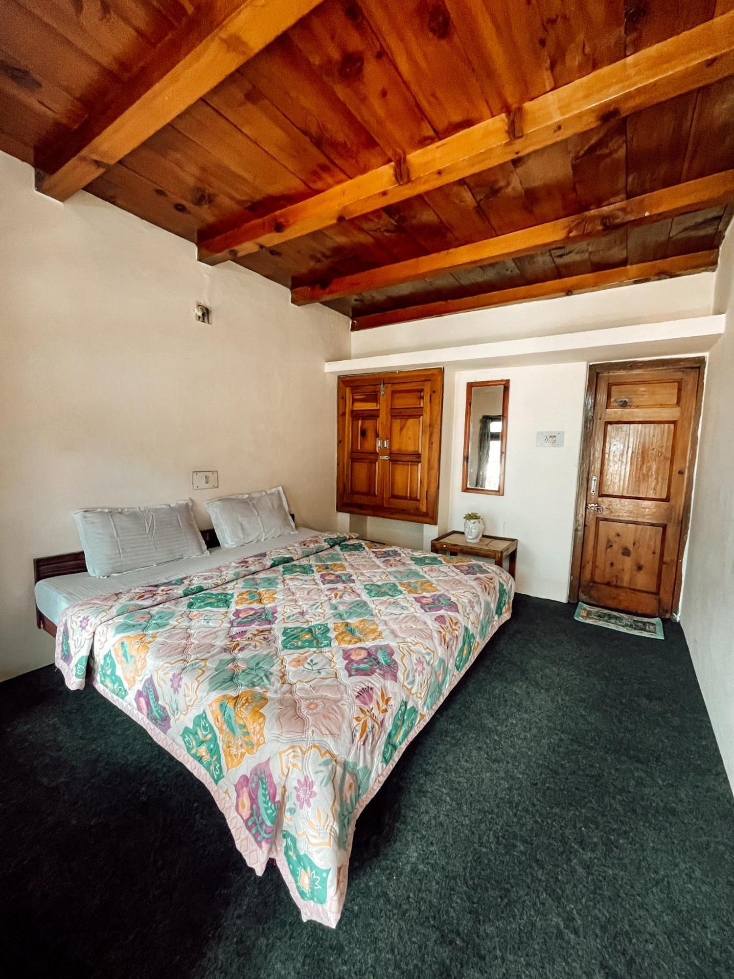 Yaarana Stay & Cafe, Vashisht, Manali Exteriér fotografie