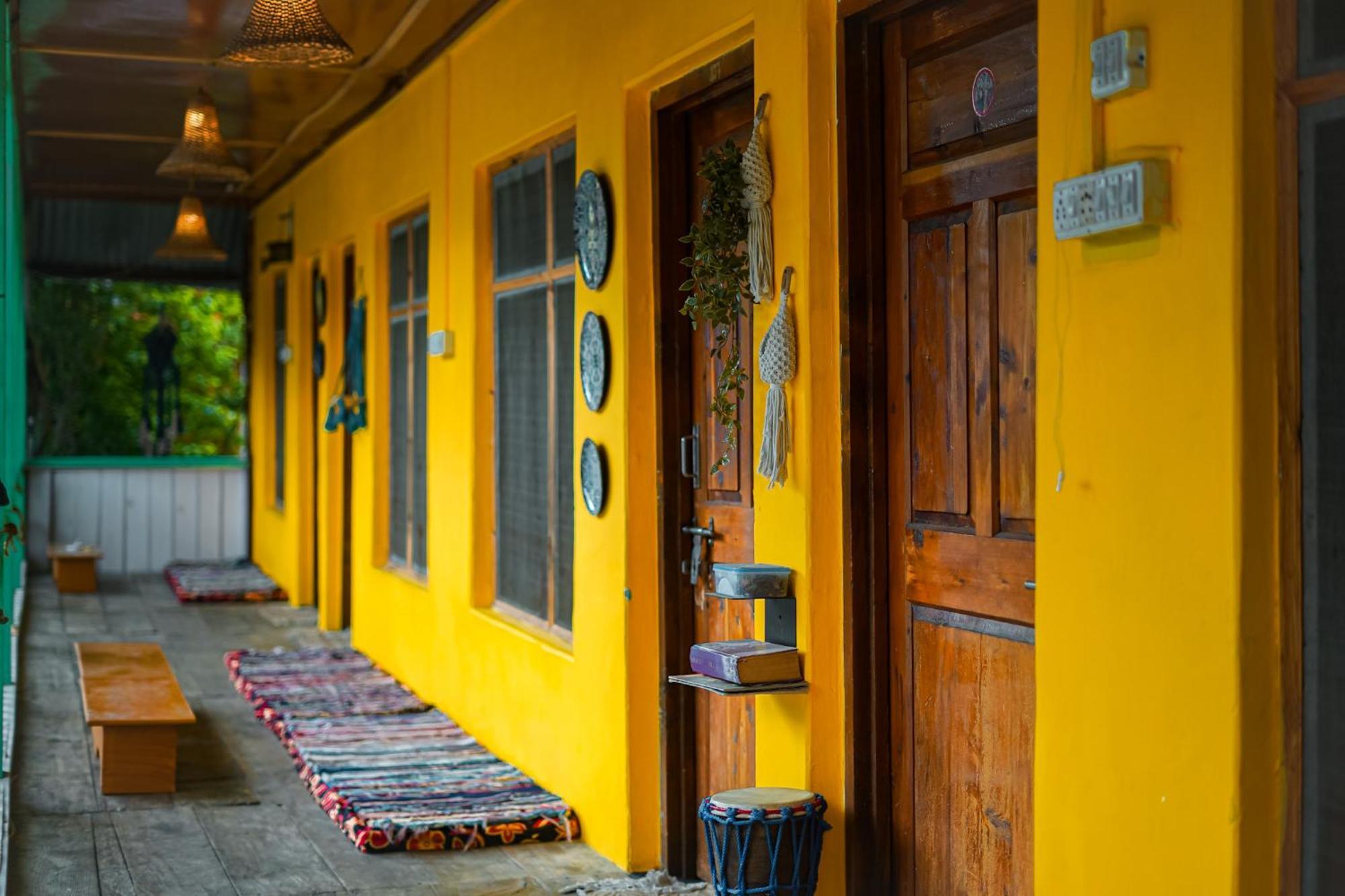 Yaarana Stay & Cafe, Vashisht, Manali Exteriér fotografie